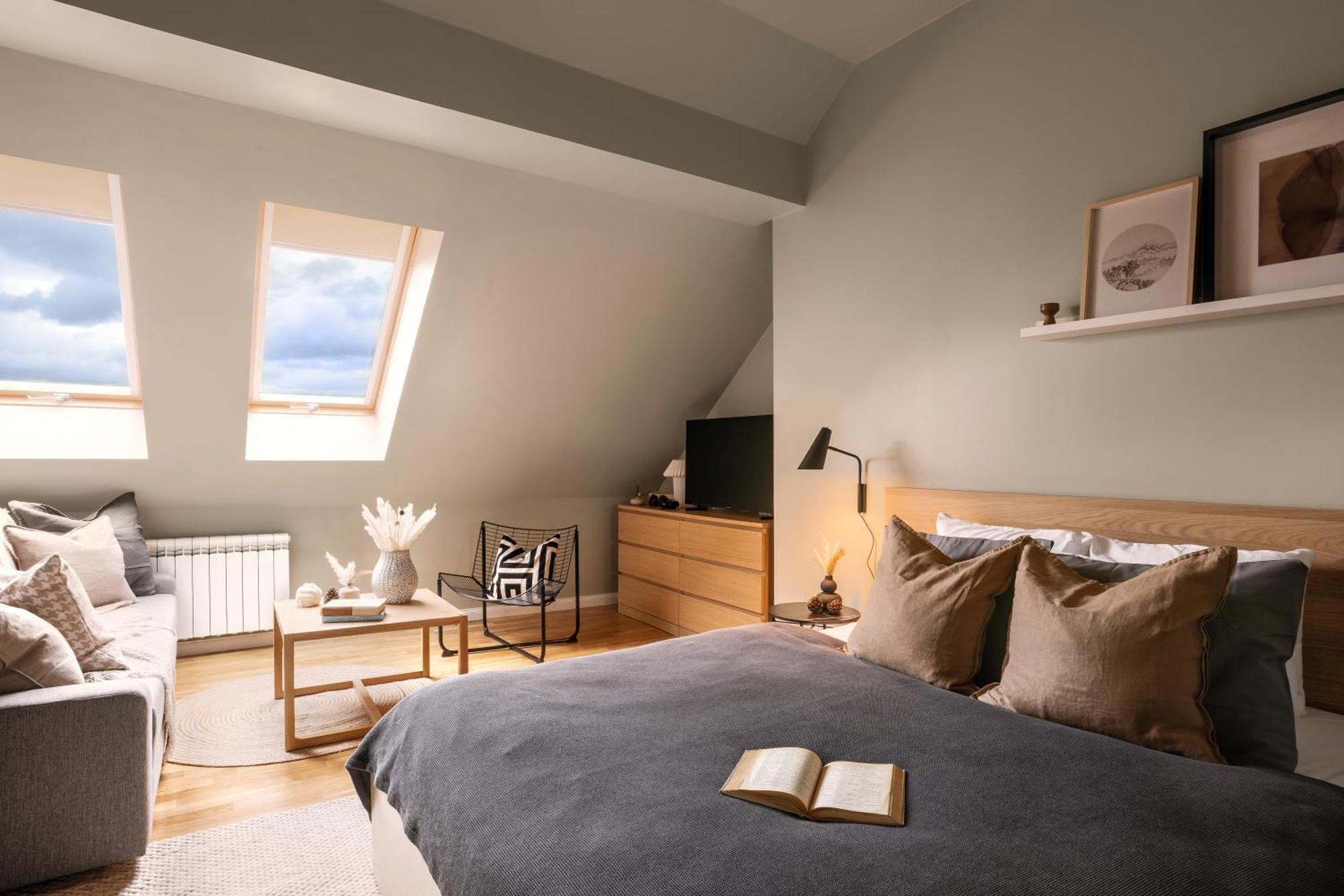 Turnkey I Karlin Square Apartmán *